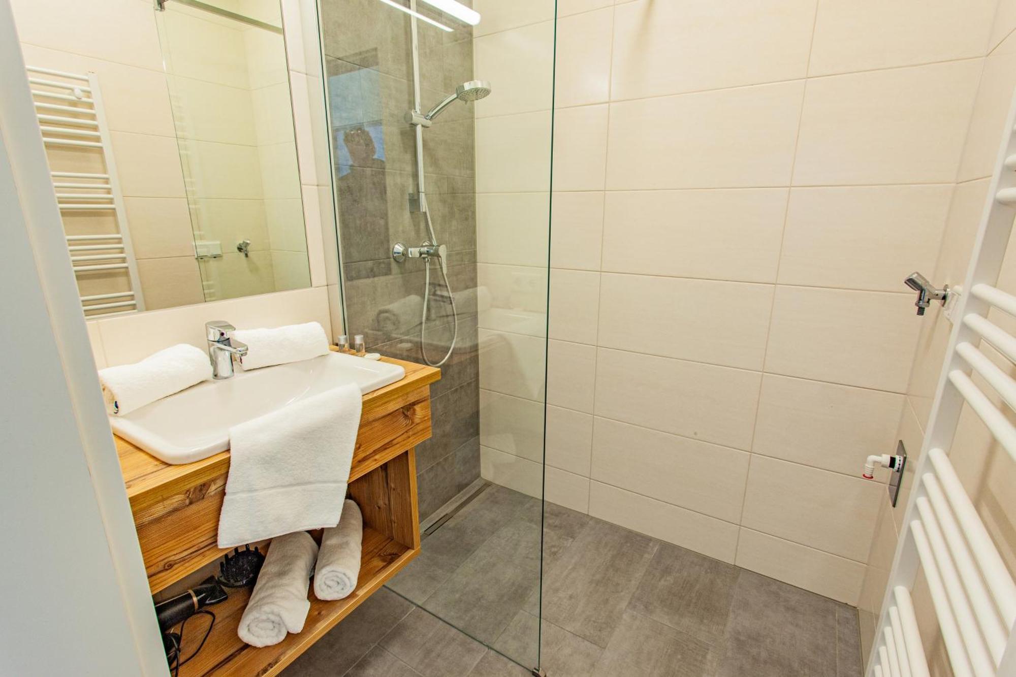 Happy Aich 3 By Alpenidyll Apartments Ngoại thất bức ảnh