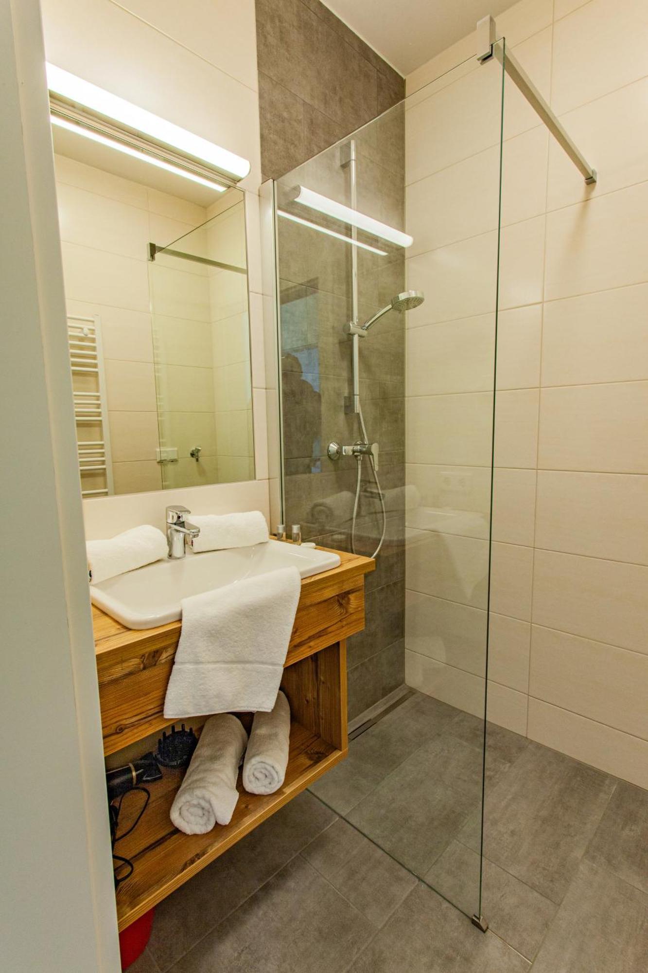 Happy Aich 3 By Alpenidyll Apartments Ngoại thất bức ảnh